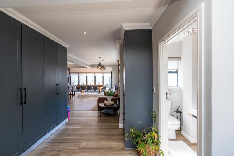4 Bedroom Property for Sale in Calypso Beach Western Cape